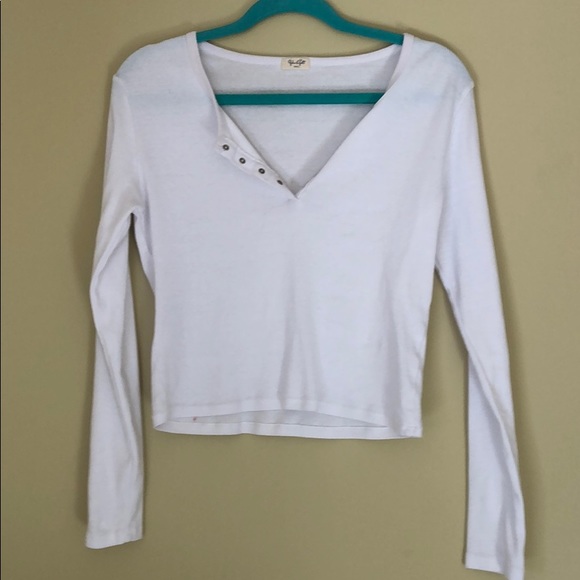 Brandy Melville shirt - Picture 1 of 2